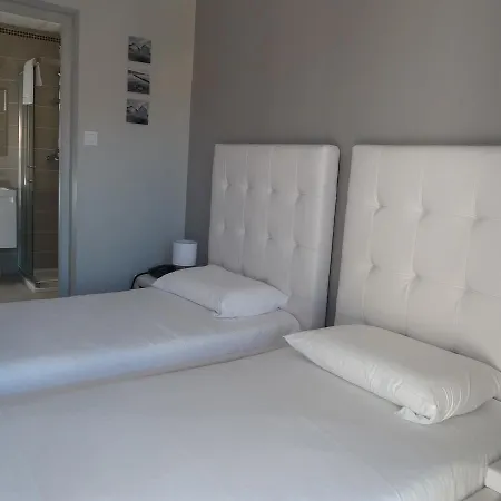 Bleu Azur מלון ארגלס-סור-מר