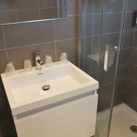 Bleu Azur מלון ארגלס-סור-מר